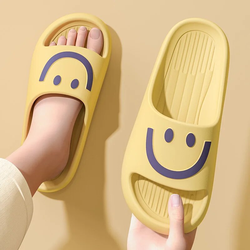 스마일리 페이스 클라우드 슬리퍼 여성 남성용 두꺼운 플 - Mule Slip On 리뷰 및 가격